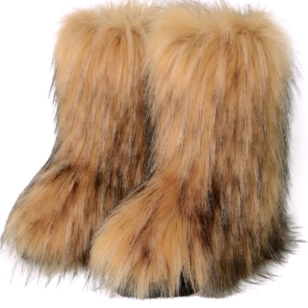 Fur Boots size 42-NEW fits like 41.5